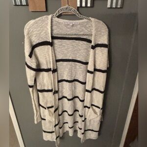 Cute stripped cardigan